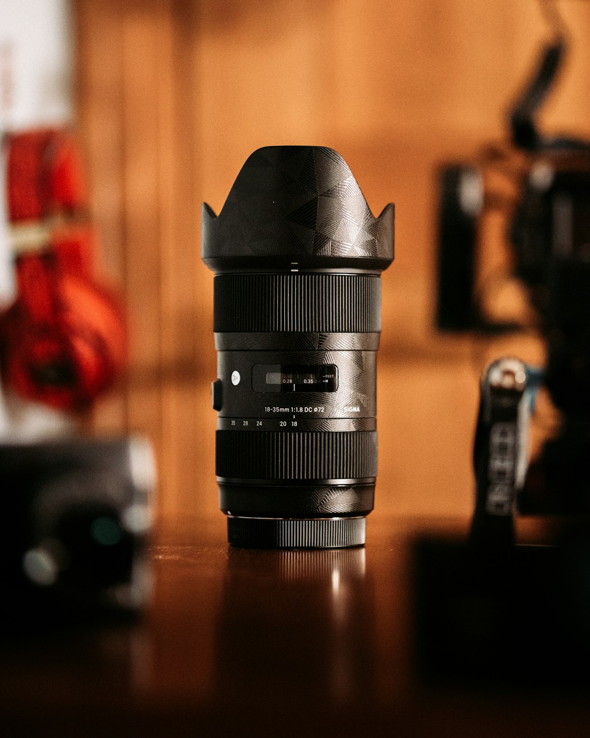 Lens